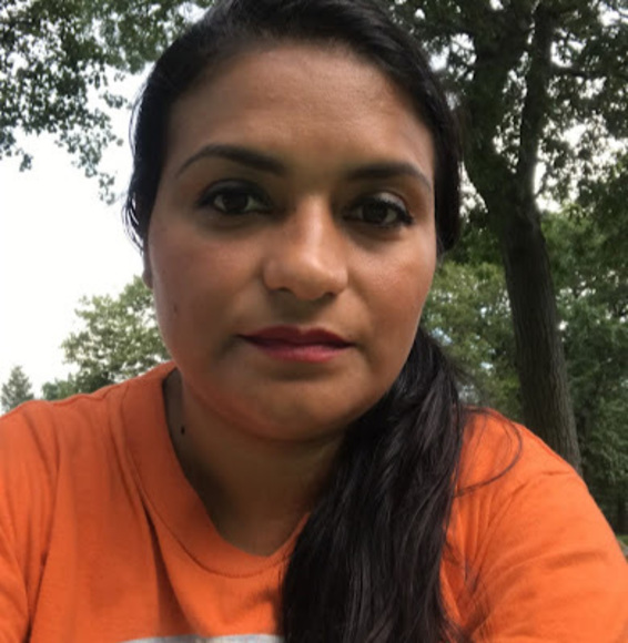 Meet your Posher, Karen - Picture 1 of 1